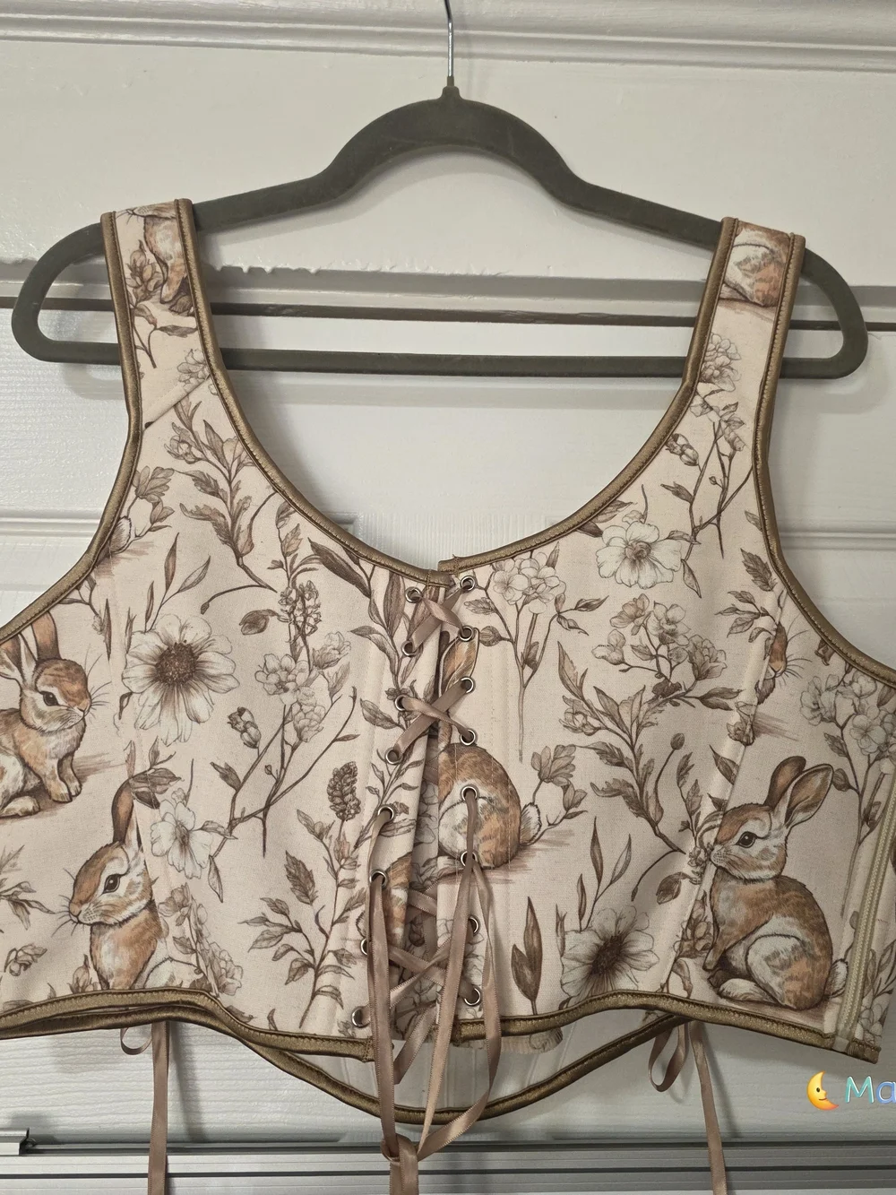 Scarlet Darkness Women's Cream Floral Bunny Corset Top - Picture 6 of 6